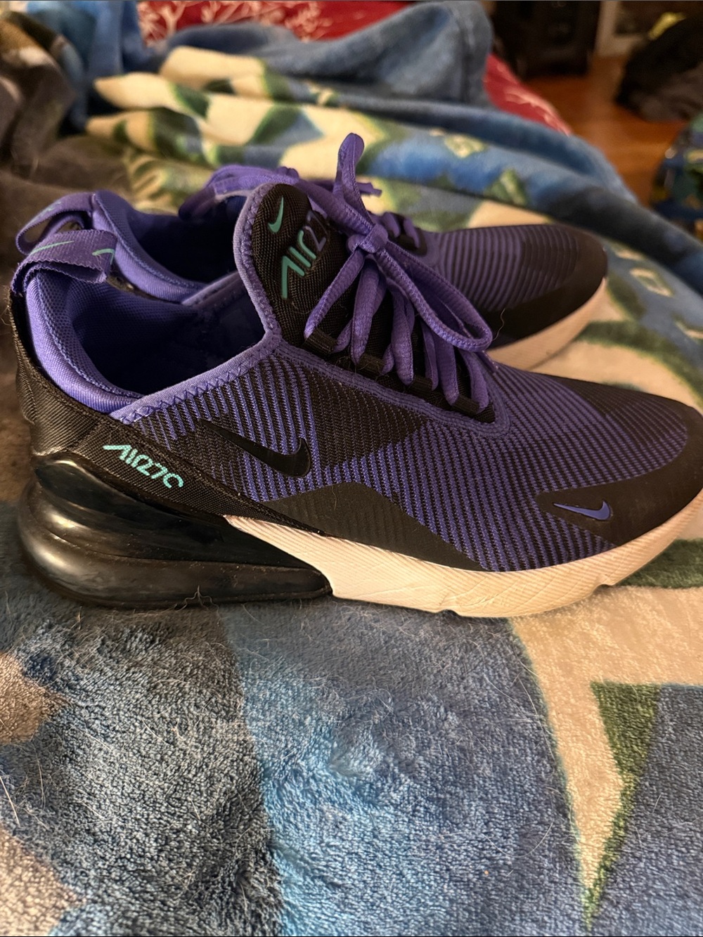 Nike Women's Purple and Black Air Max 270 Sneakers